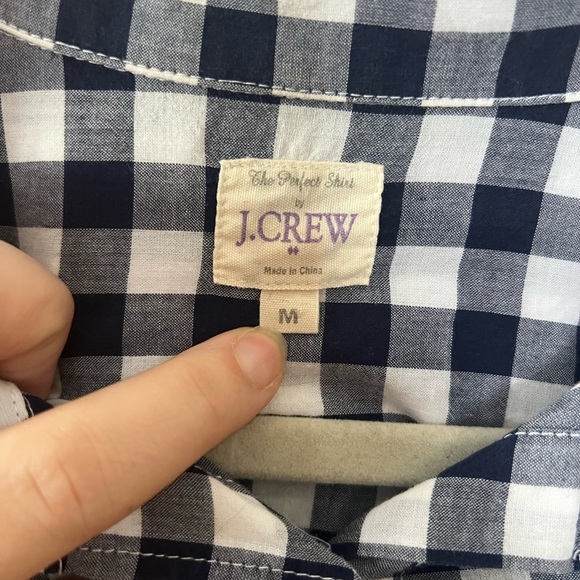 J.Crew Factory The Perfect Shirt Size Medium - Picture 4 of 4